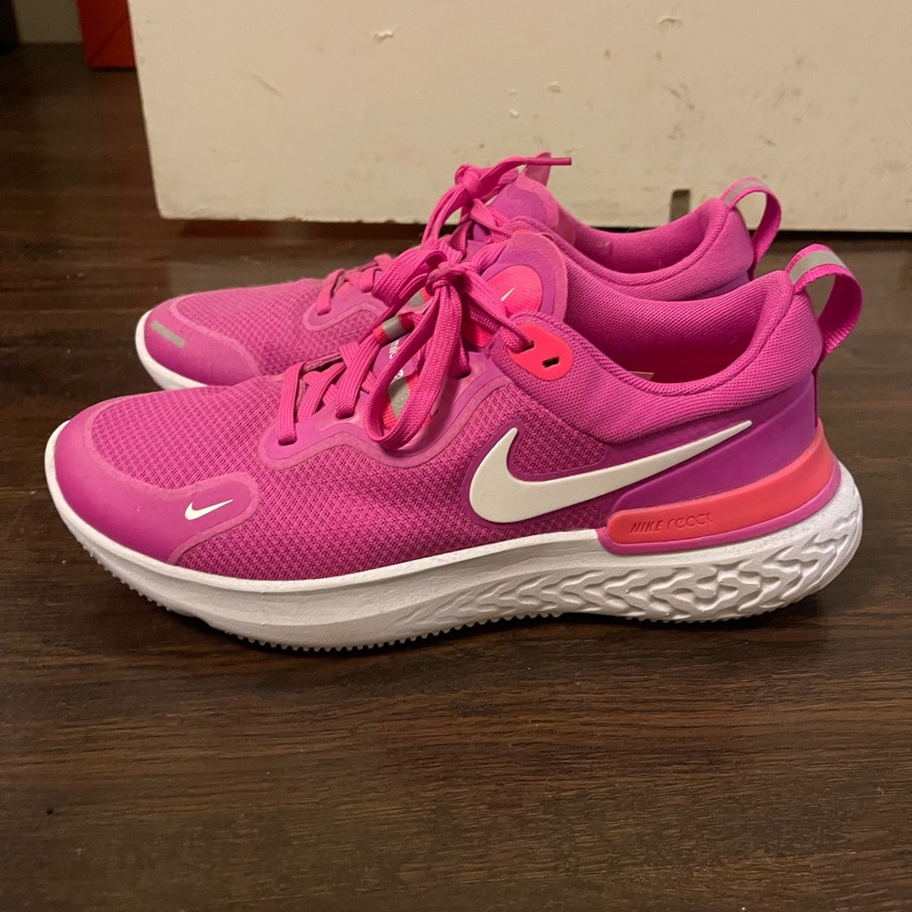Shoes Nike NEW